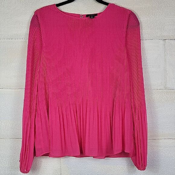 HALOGEN Elegant Pink Pleated Women's Blouse. Size M - Picture 1 of 6